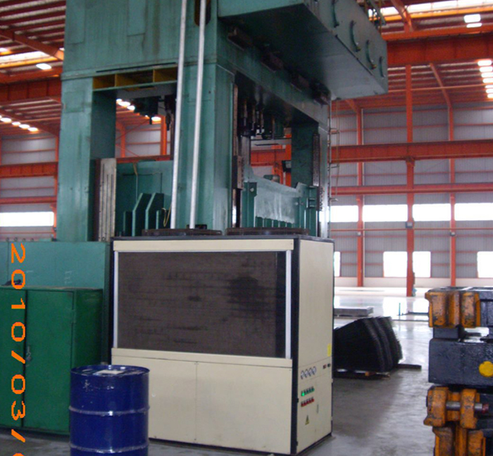 油冷卻機(jī) 油冷卻機(jī)