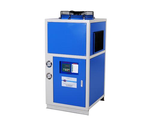 工業(yè)冷油機該怎樣進行定期的安全檢查？