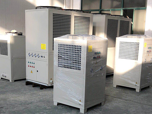 主軸油冷機(jī)結(jié)露如何處理 主軸油冷機(jī)結(jié)露如何處理